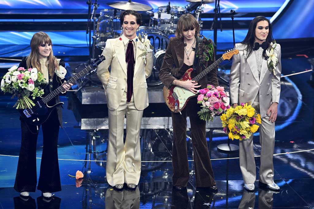 Musica 3 Måneskin CORALINE